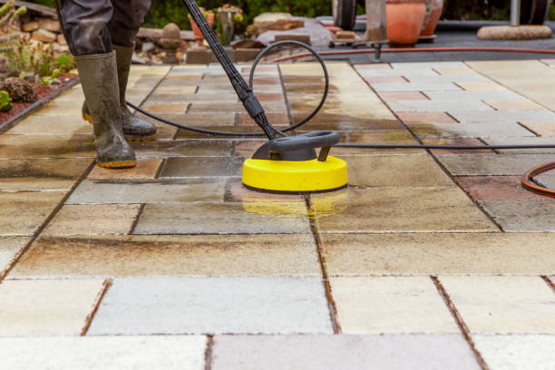 Best Driveway Pressure Washing  in Crompond, NY